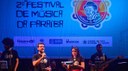 Apresentadores Daniel Porpino e Amanda Falcão anunciam nomes de finalistas